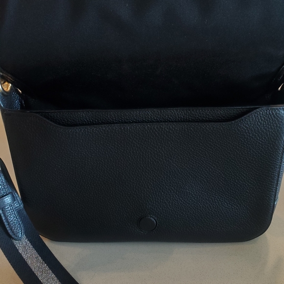 Leather messenger bag - Picture 5 of 9